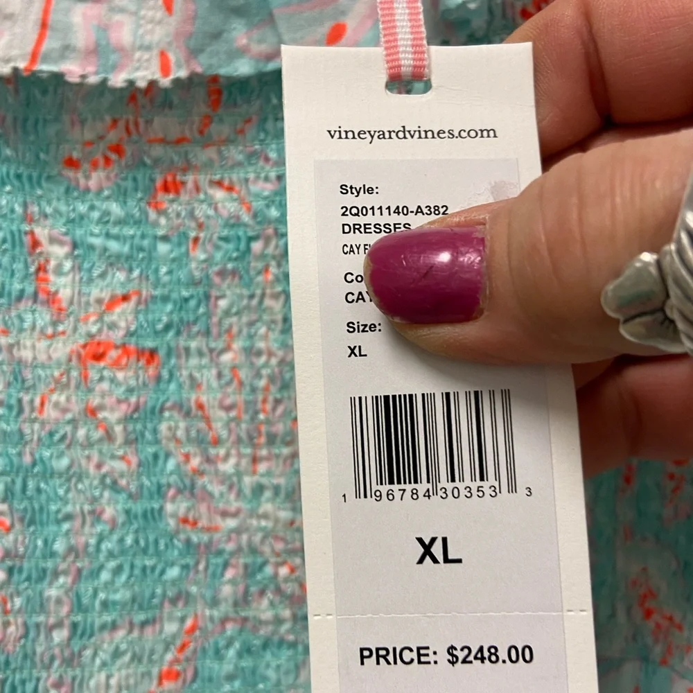 Vineyard Vines dress - Picture 3 of 3